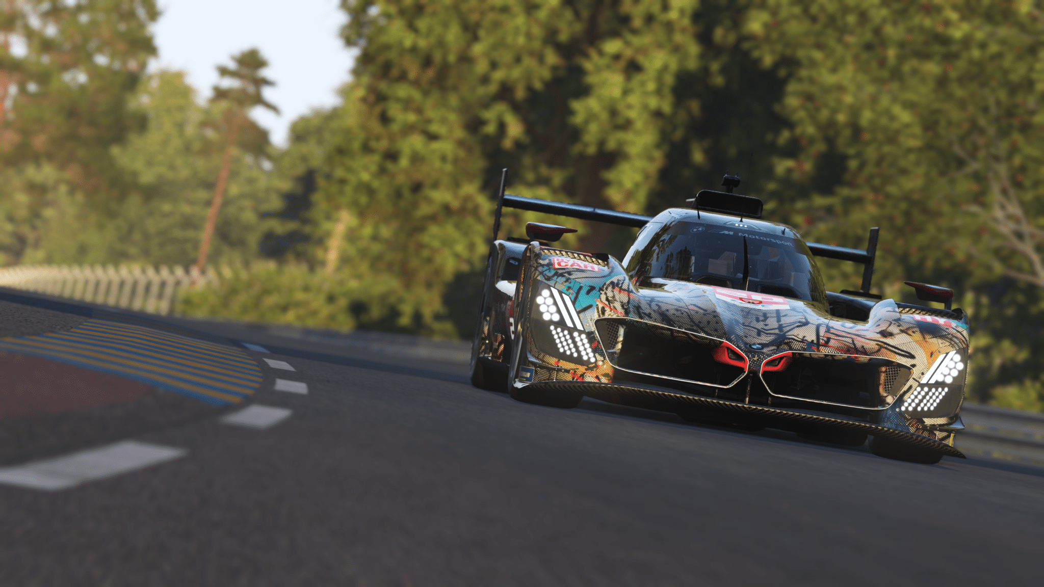 BMW M Hybrid V8