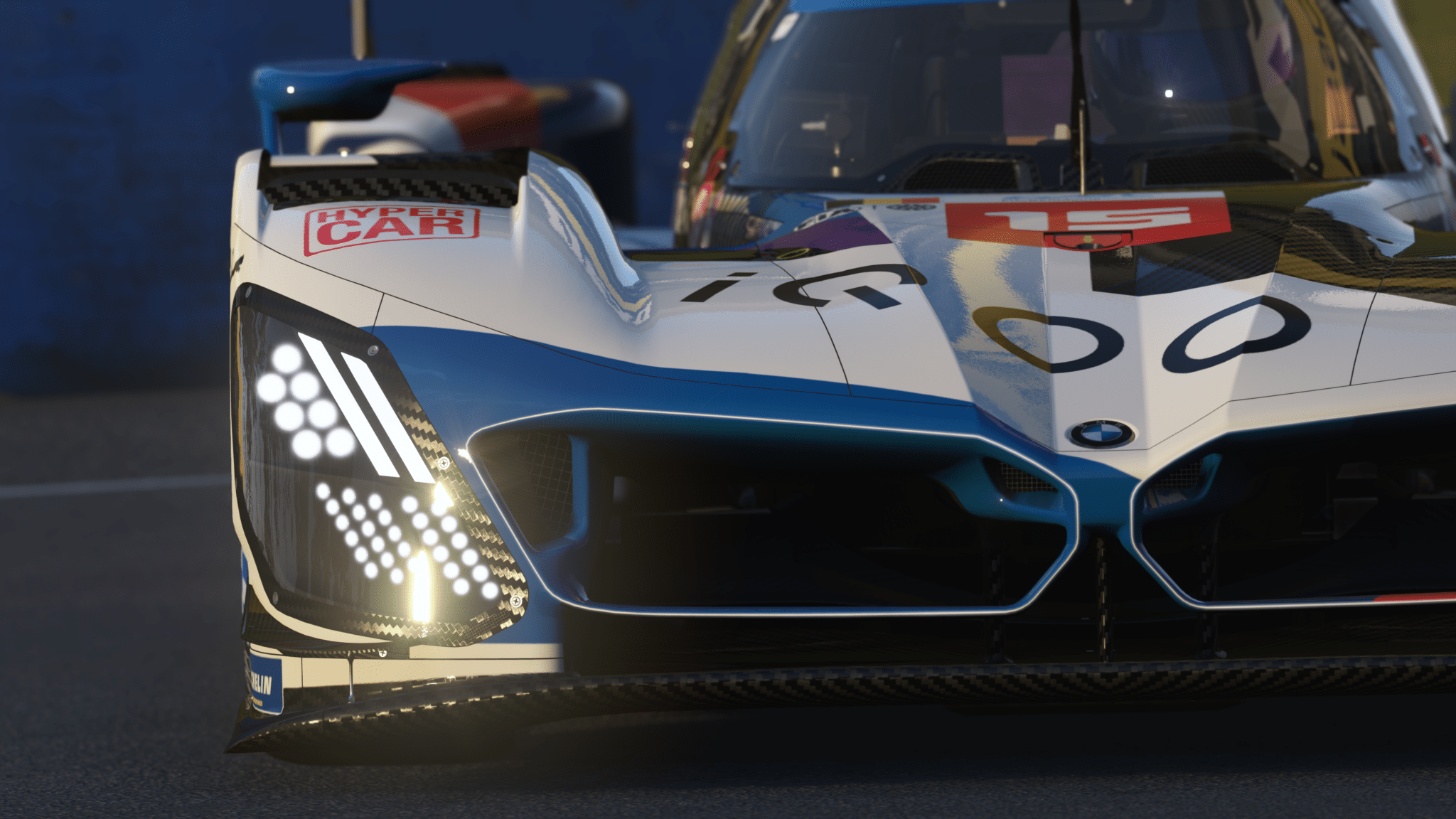 BMW M Hybrid V8